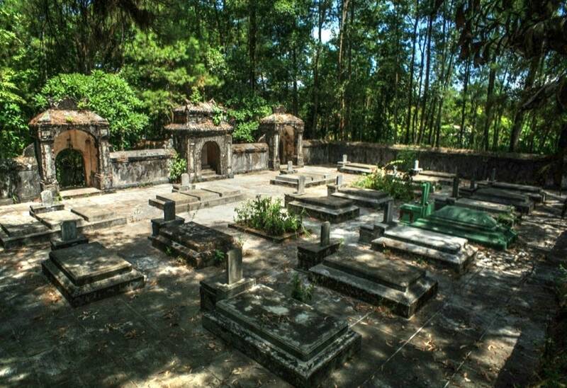 Nghĩa trang đặc biệt của 24 vị thái giám triều Nguyễn 